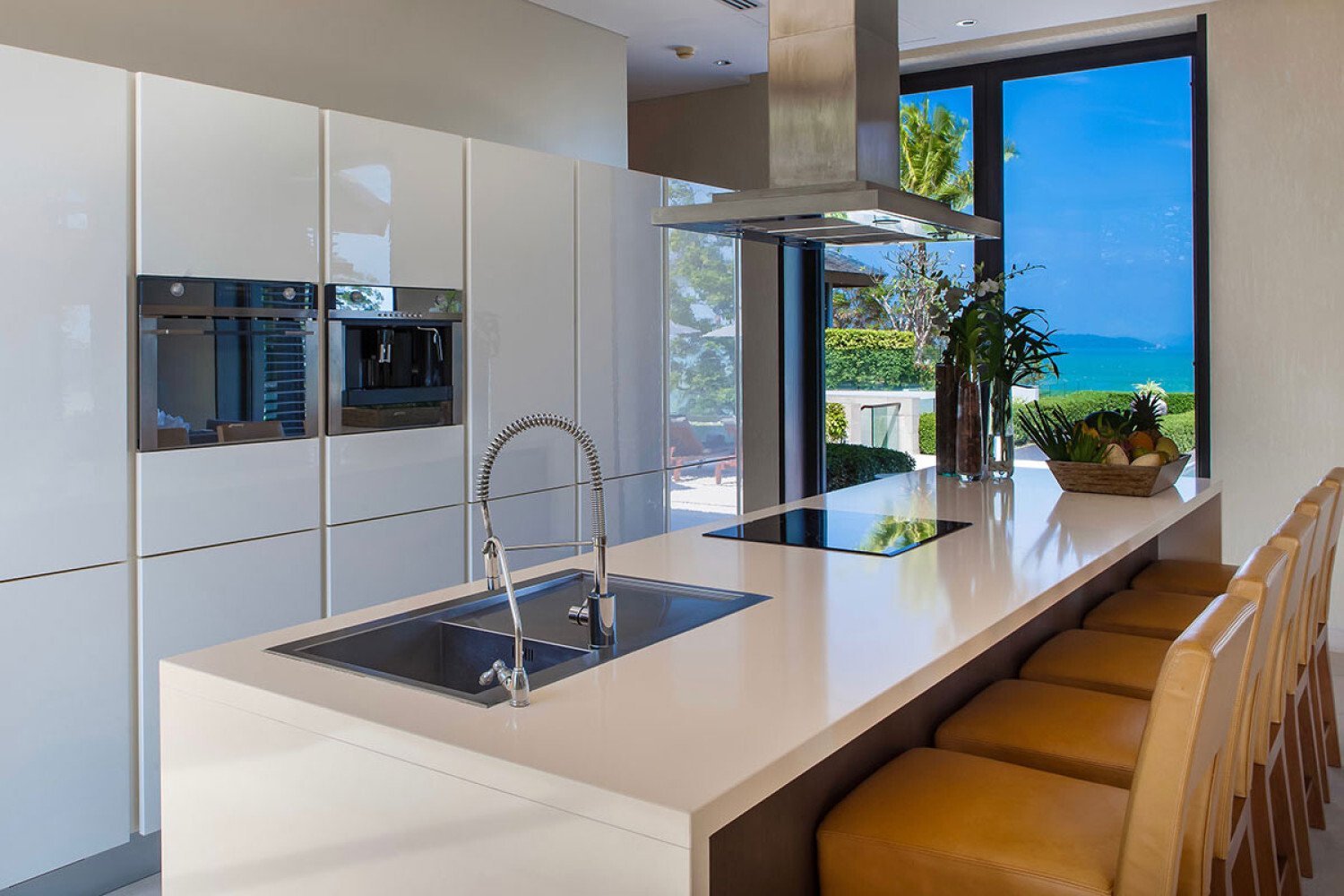 Paradise Mansion With Direct Beach Access Villa in Pa Klok, Phuket, Thailand 1 - 14791457