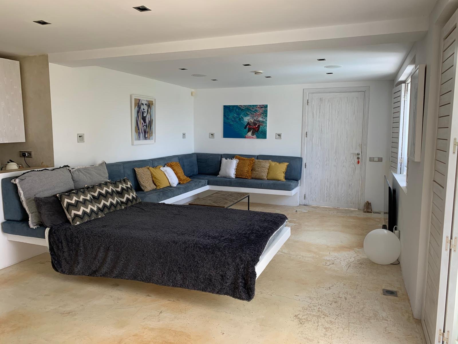 WhatsApp Image 2026-01-14 at 15.30.20 (1)