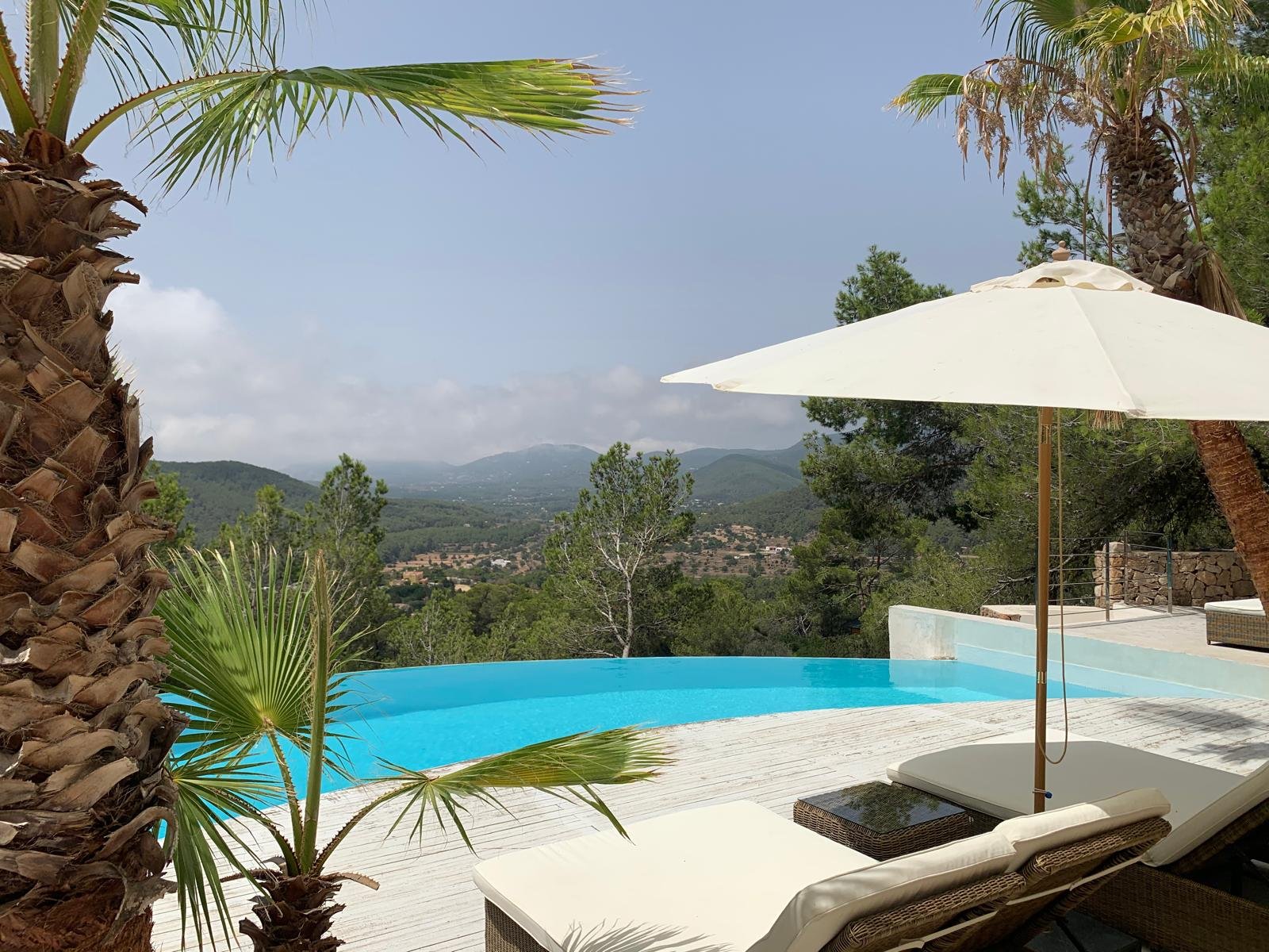 WhatsApp Image 2026-01-14 at 15.30.24