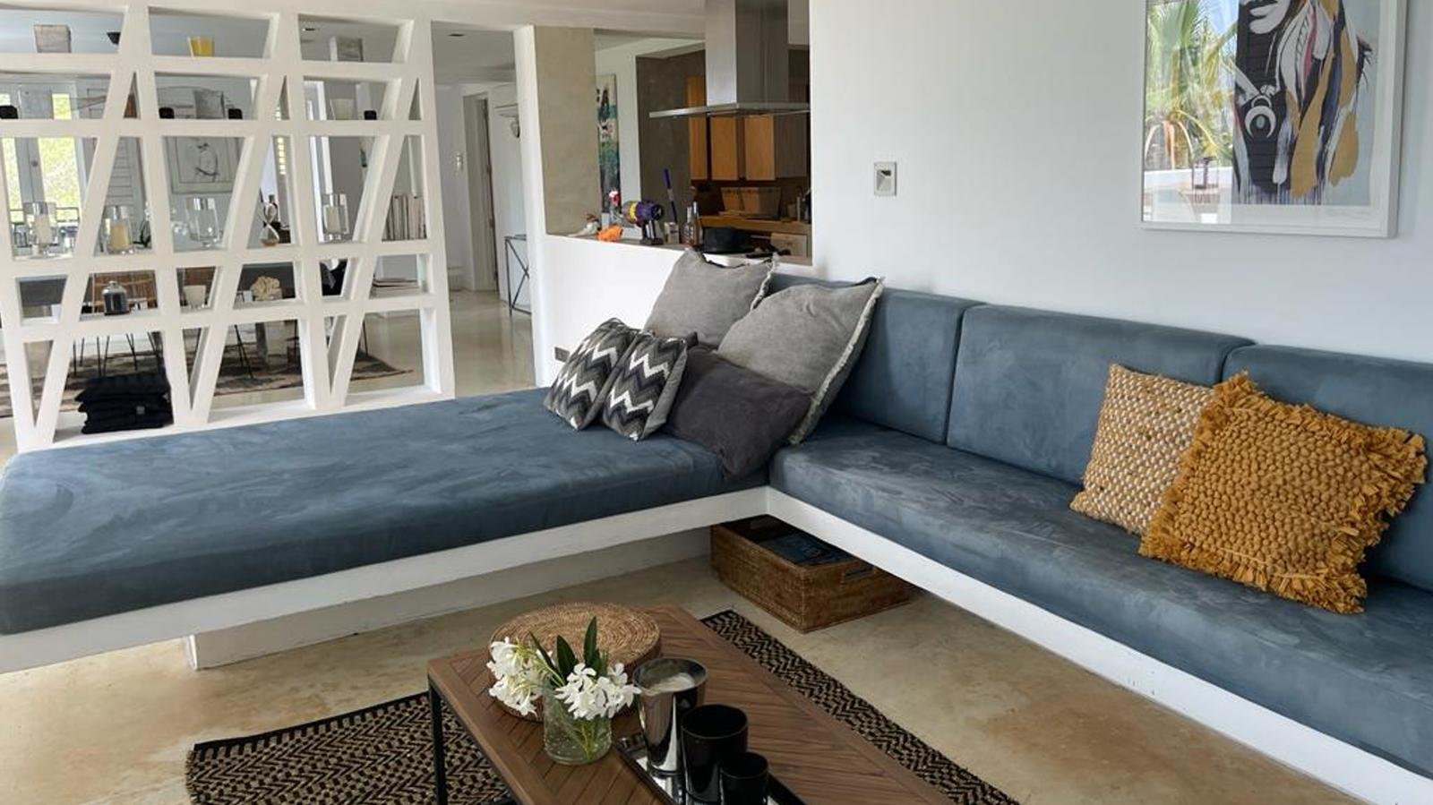 WhatsApp Image 2026-01-14 at 15.30.25