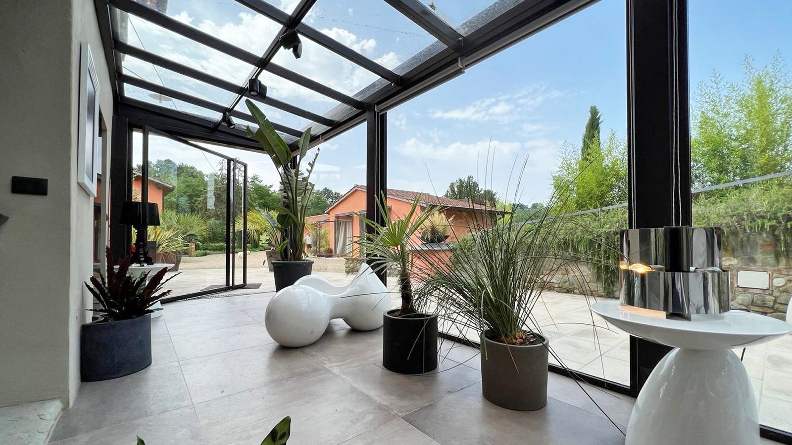 0ab806de-7c30-46f1-8976-fa7a2af2a450