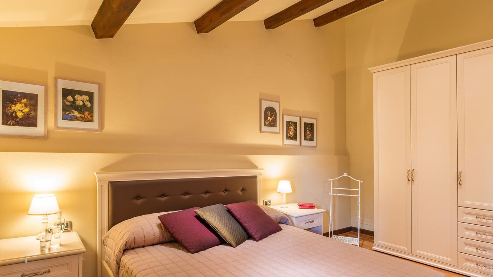 2e2904c3-0456-4317-b5a7-bd99daeabc95