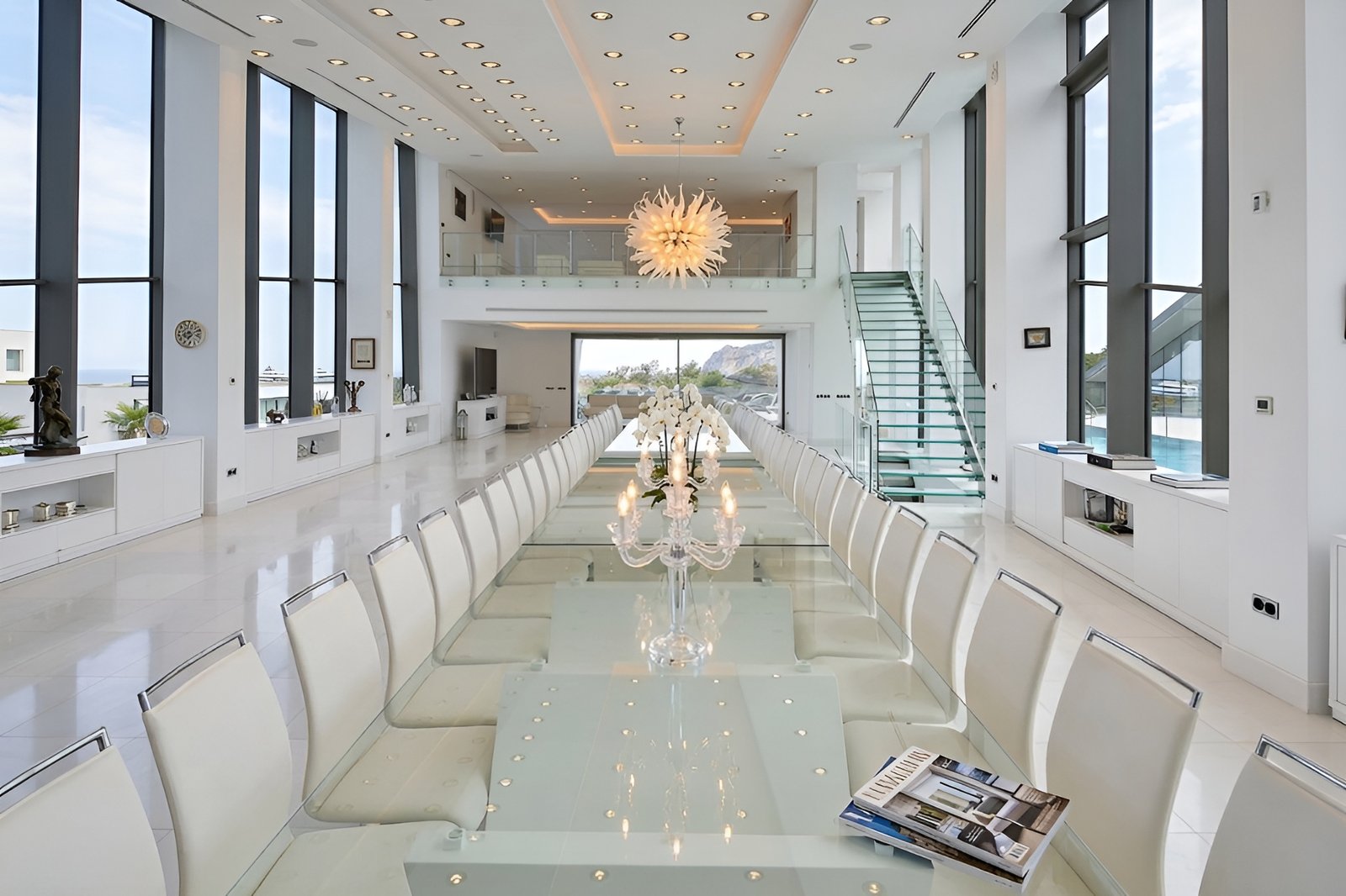 2-2-2-VILLA VAL 4 (1) THE SOVEREIGN COMPOUND, SOTOGRANDE ALTO