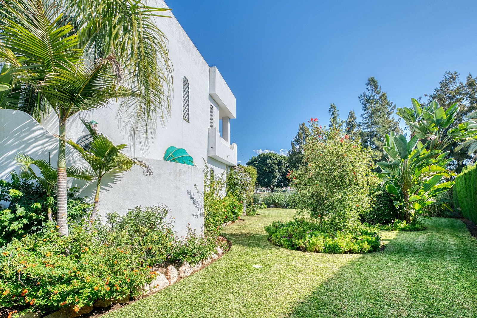 VILLA_CALLE_SIRIO_by_EFEIGHT_dotcom_033