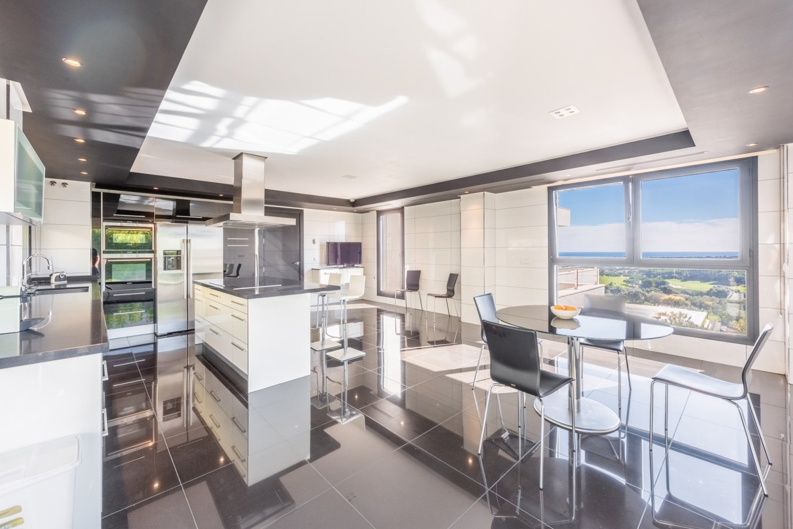 2-5-4-SOTO MAR GOLF AND SEA VIEWS, La Reserva de Sotogrande