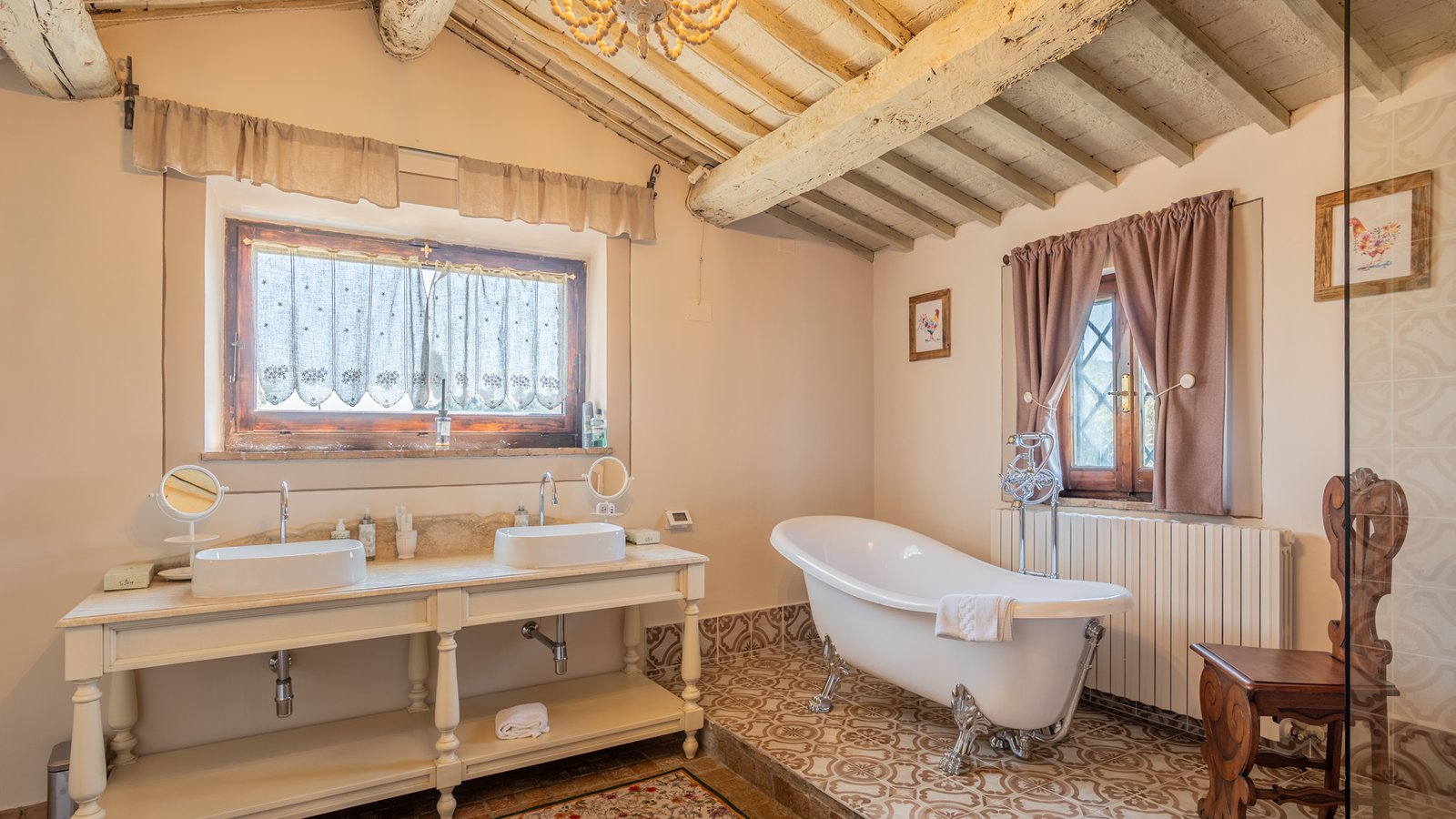 P1199474-HDR Wonderful property with swimming pool in Montepulciano